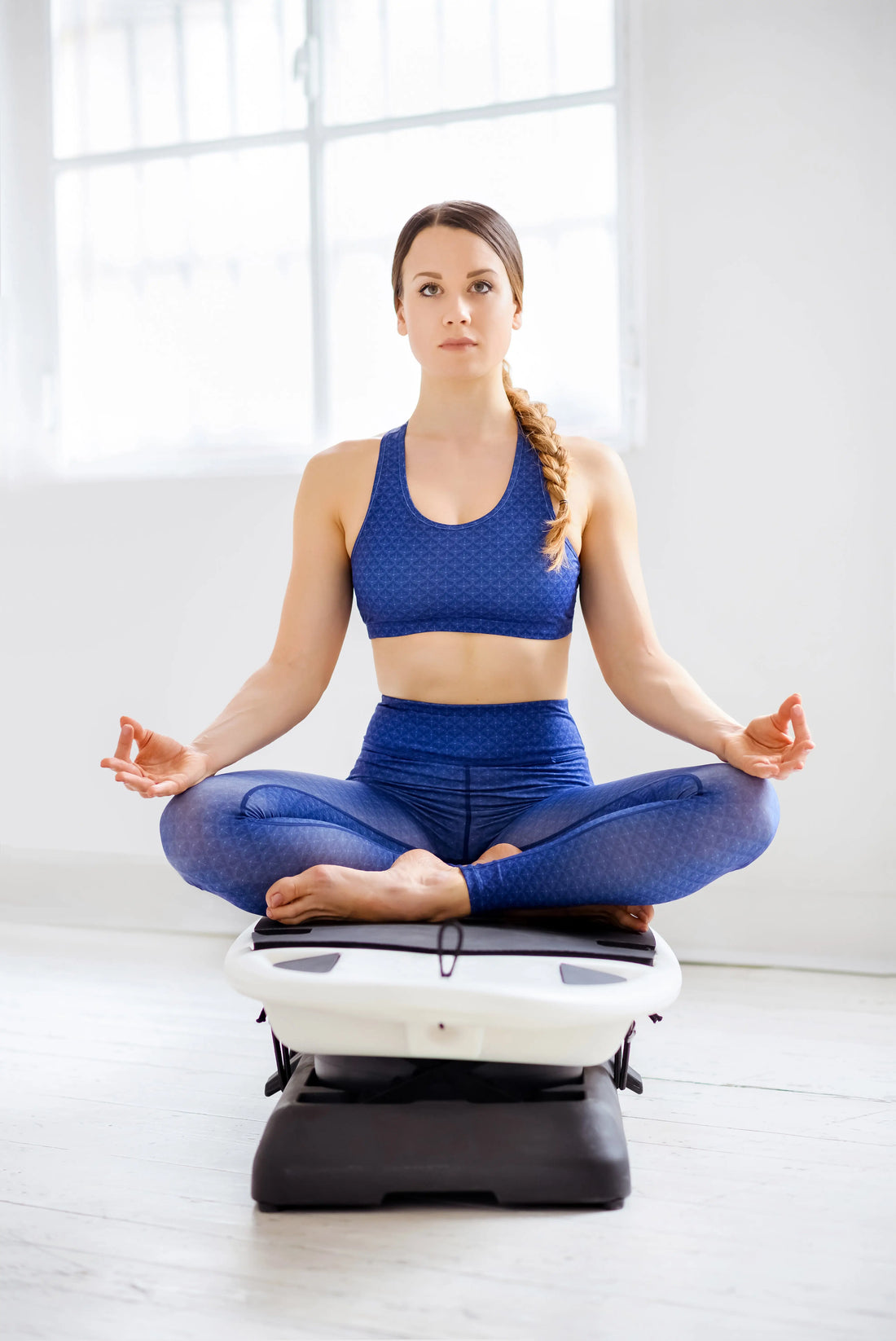 Full Body Vibration Platform Benefits: How It Works, Results & Best Uses - Fortira Fitness