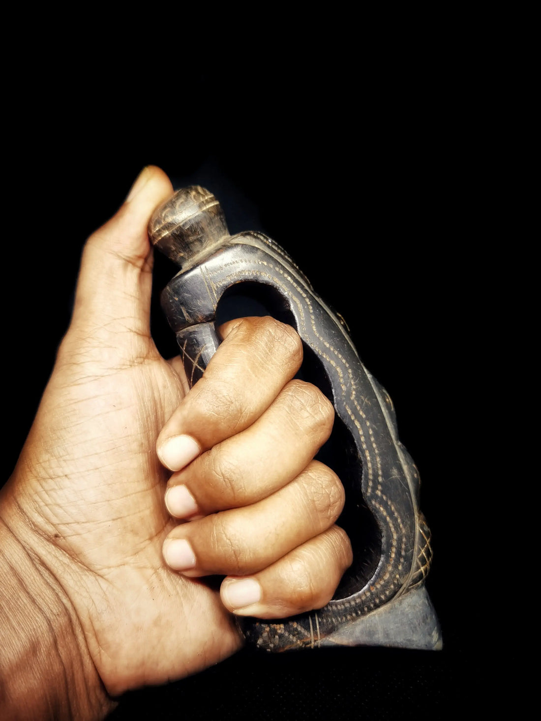 Grip Strengthener for Home Workouts: Benefits, Exercises, and How to Use One - Fortira Fitness