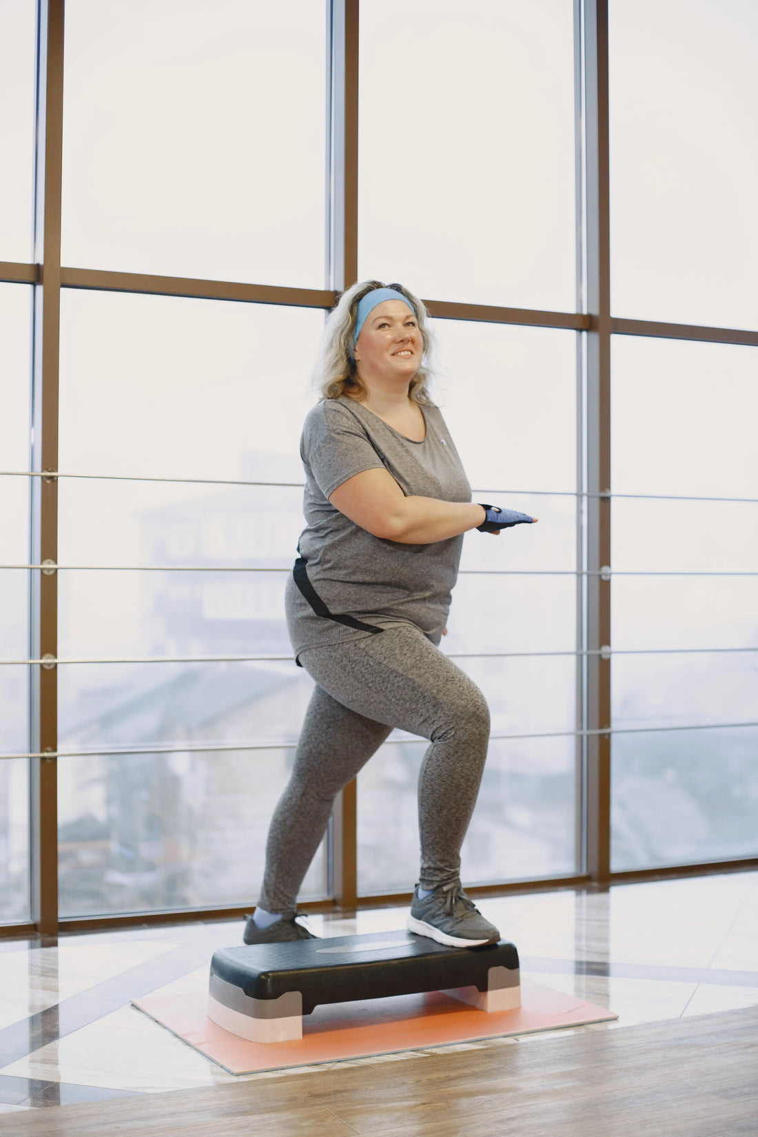 How to Use a Full Body Vibration Platform for Fat Loss, Strength & Recovery at Home - Fortira Fitness